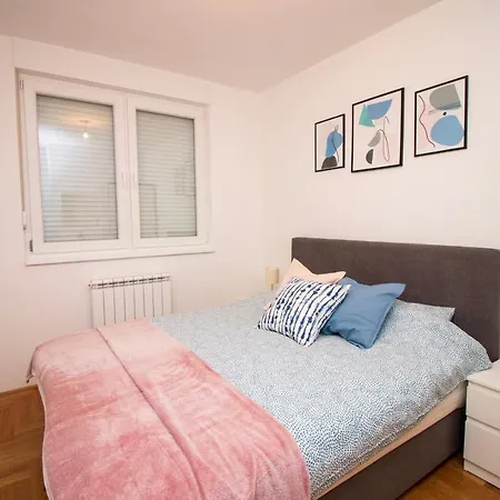 Lägenhet M&a Apartment-easy Airport Lukavica